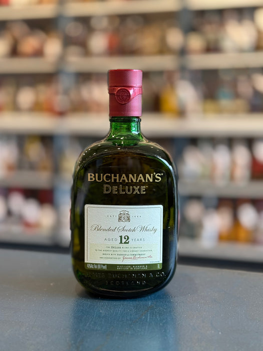BUCHANAN'S DELUXE 12 YEAR BLENDED SCOTCH WHISKY