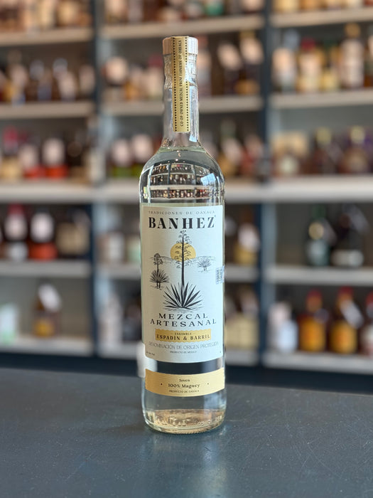 BANHEZ ENSAMBLE ESPADIN & BARRIL MEZCAL