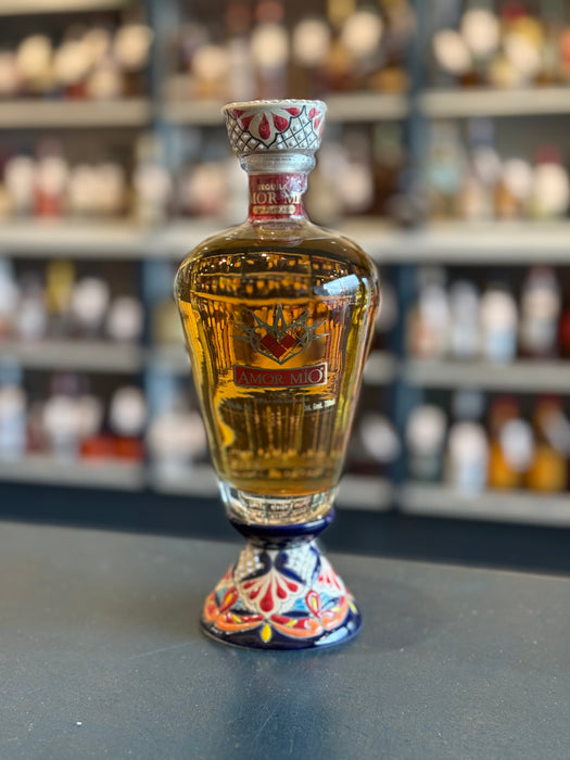 AMOR MÍO AÑEJO TEQUILA