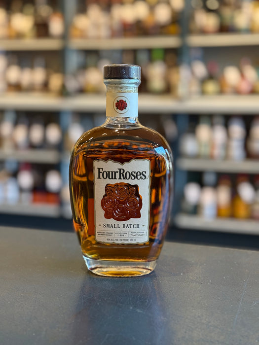 FOUR ROSES SMALL BATCH BOURBON WHISKEY