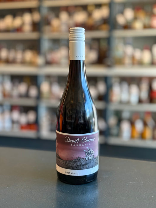 DEVIL'S CORNER PINOT NOIR, TASMANIA AUSTRALIA 2022