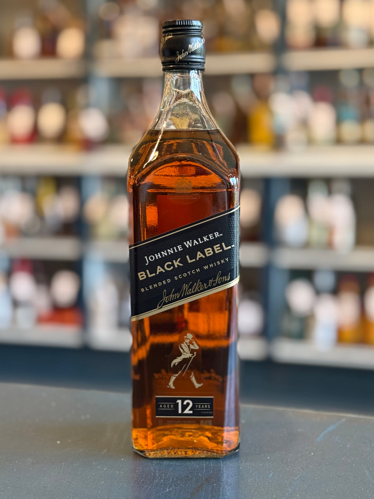 JOHNNIE WALKER BLACK LABEL BLENDED SCOTCH WHISKY — Bogey's JOHNNIE WALKER BLACK LABEL BLENDED SCOTCH WHISKY — Bogey's