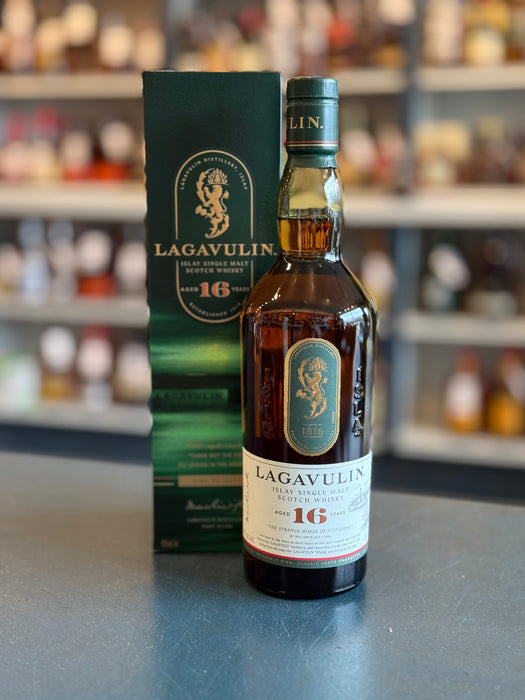 LAGAVULIN 16YR ISLAY SINGLE MALT SCOTCH WHISKY