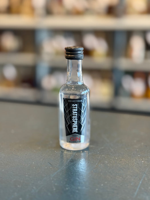 NEW AMSTERDAM STRATUSPHERE GIN