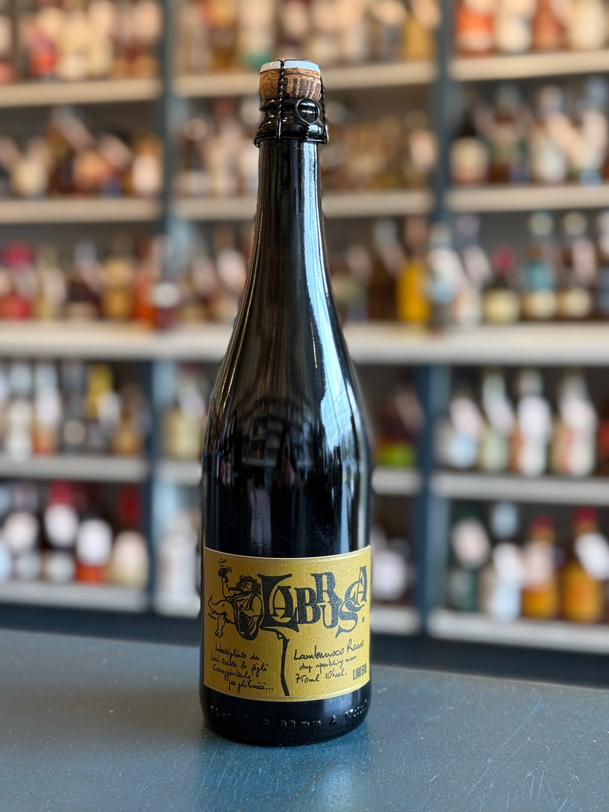 LINI 910 LABRUSCA LAMBRUSCO ROSSO, ITALY NV — Bogey's Bottled Goods