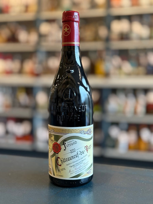 DOMAINE DE FERRAND CHÁTEAUNEUF-DU-PAPE, FRANCE 2020