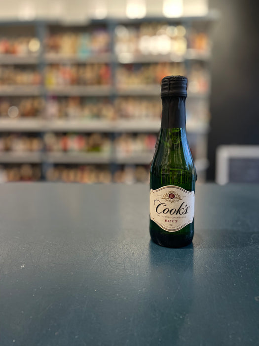 COOK'S EXTRA DRY SPARKLING